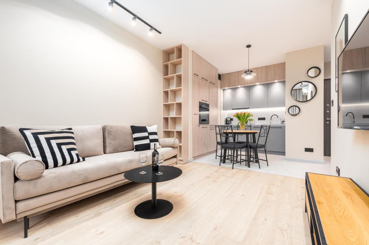 Bg Premium Apartments Mennica Residence วอร์ซอ ภายนอก รูปภาพ