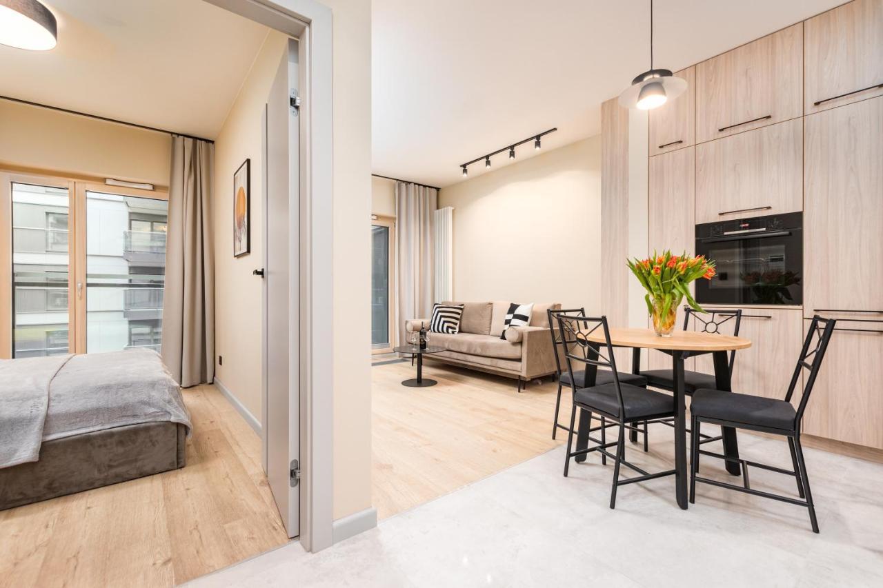 Bg Premium Apartments Mennica Residence วอร์ซอ ภายนอก รูปภาพ